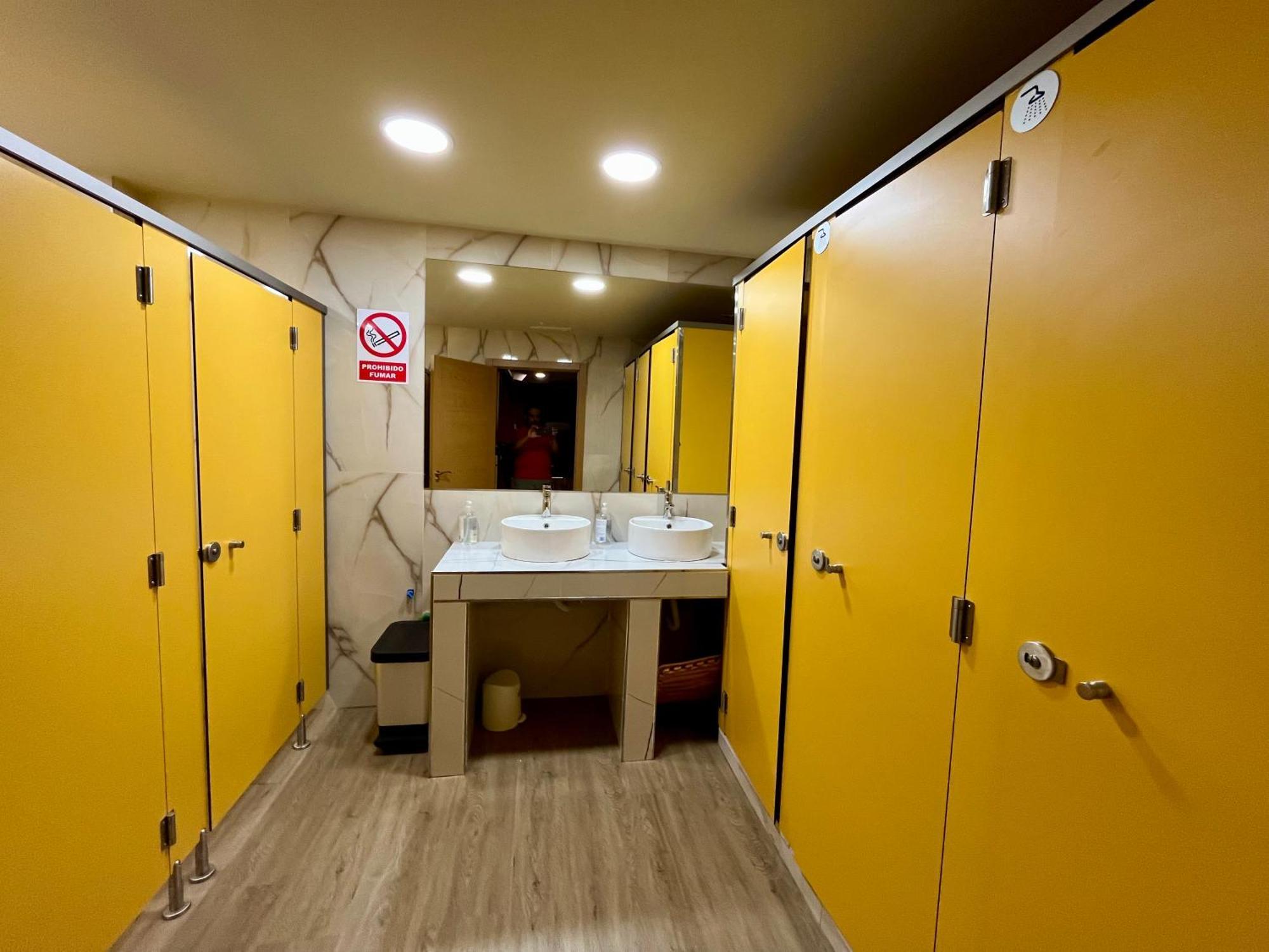 Hostal Velvet *